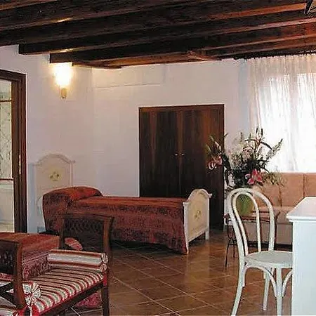 Ca' Dei Leoni 3* Venice