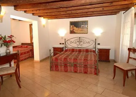Ca' Dei Leoni Hotel Venedig