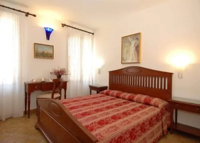 Ca' Dei Leoni Venise